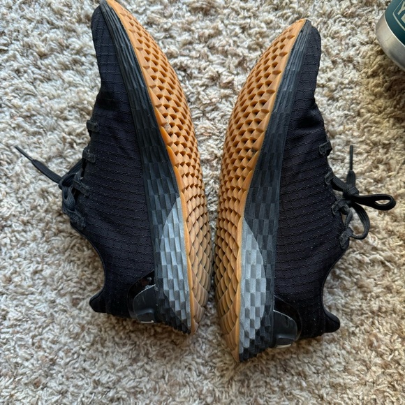 NOBULL black gum ripstop runner women’s 8.5